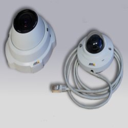 كاميرا مراقبة شبكية 